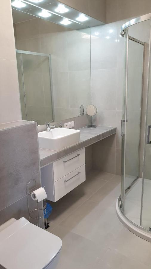 Apartamenty Podzamcze 瓦乌布日赫 外观 照片