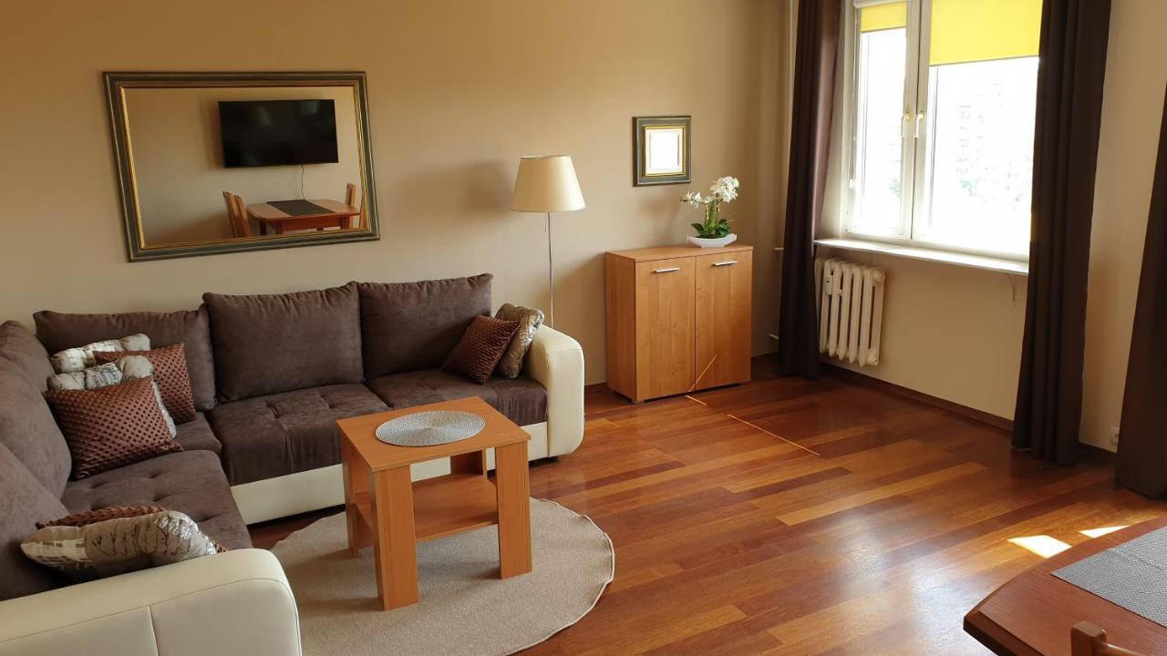 Apartamenty Podzamcze 瓦乌布日赫 外观 照片
