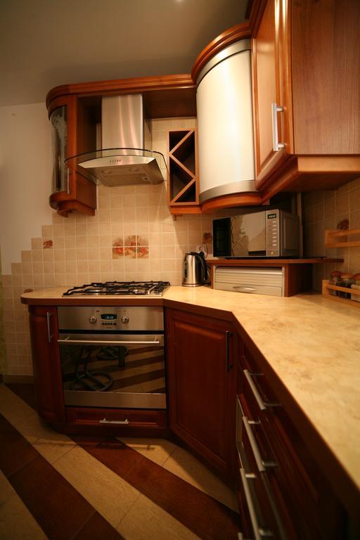 Apartamenty Podzamcze 瓦乌布日赫 客房 照片