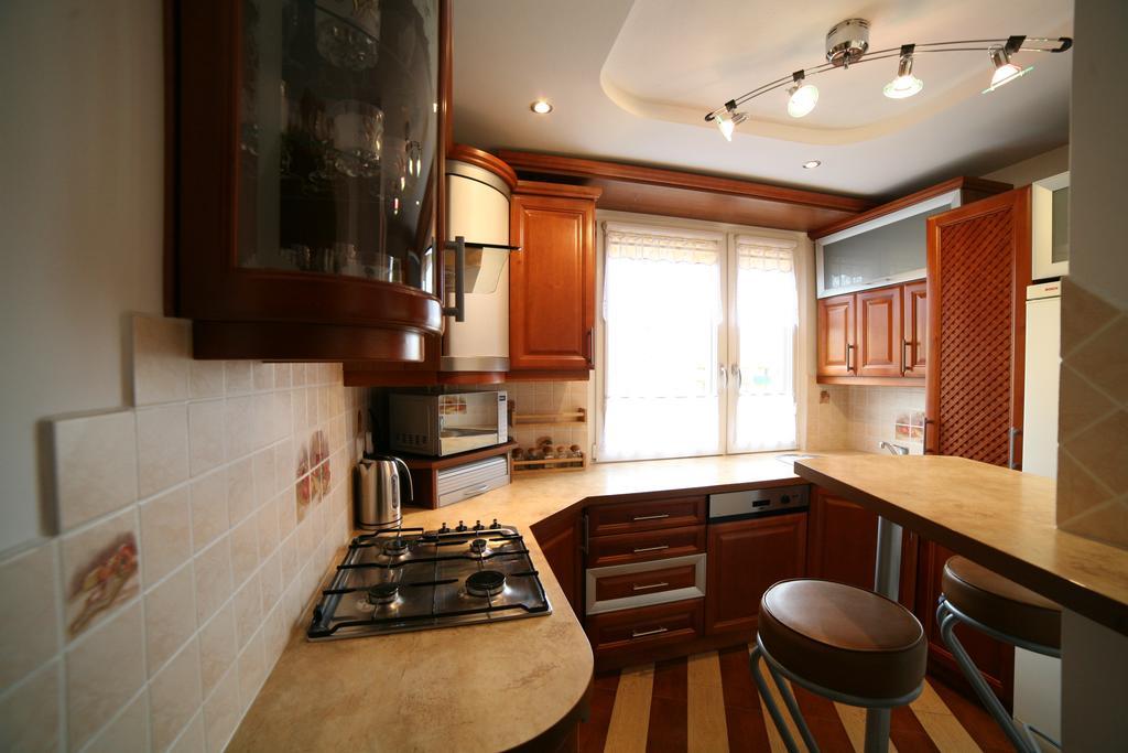 Apartamenty Podzamcze 瓦乌布日赫 客房 照片