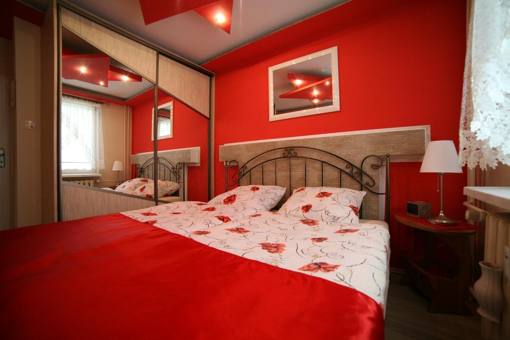 Apartamenty Podzamcze 瓦乌布日赫 客房 照片